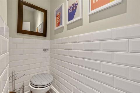 1 bedroom flat to rent, Cremorne Road, London SW10