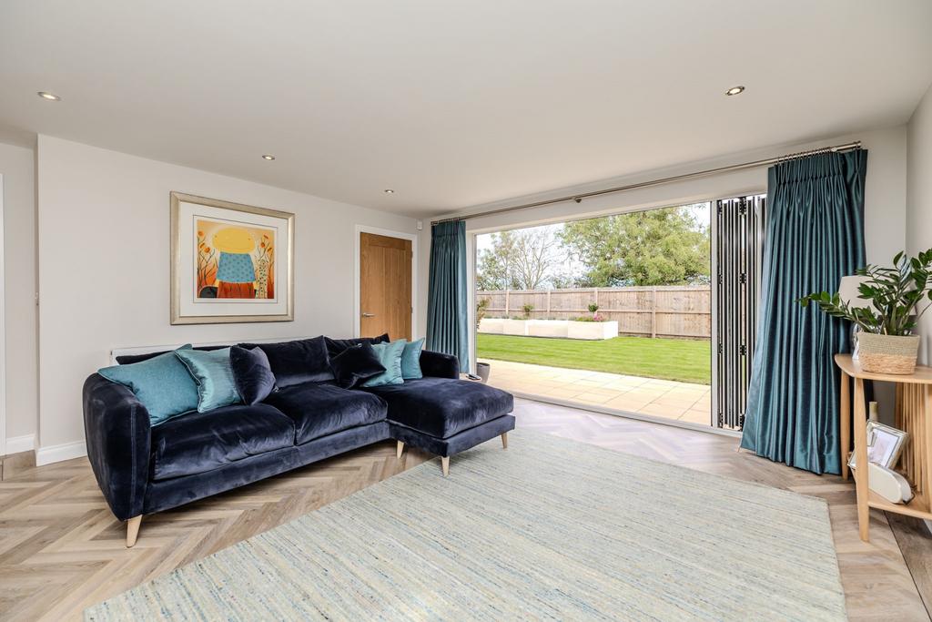 19 Barony Grove NE200 FZ-40