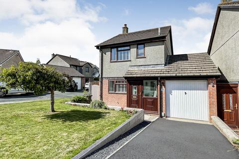 5 Fistral Close, Torpoint, PL11 2QT