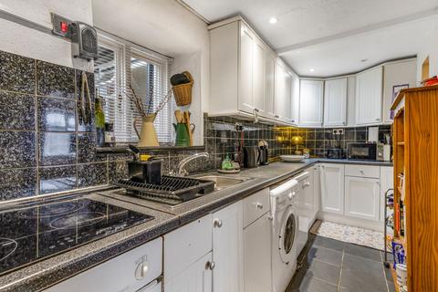 2 bedroom cottage for sale, South View, Brixton