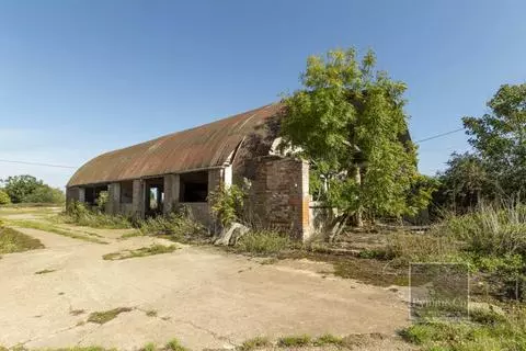 4 bedroom property with land for sale - View 5