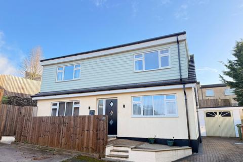 5 bedroom detached house for sale, Neal Close, Plympton, PL7 1YY