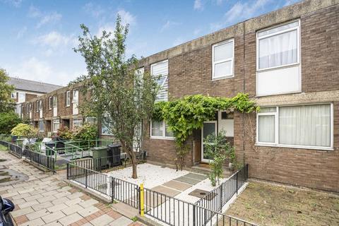 62 Cottage Grove, London, SW9 9NQ
