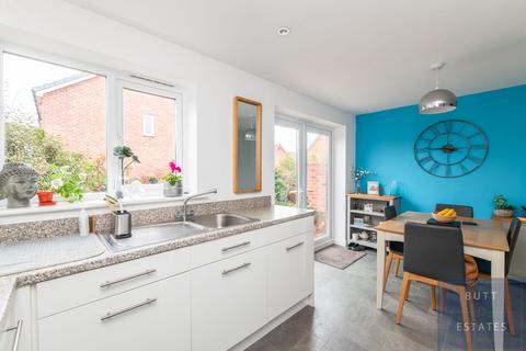 3 bedroom semi-detached house for sale, Cranbrook, Exeter EX5