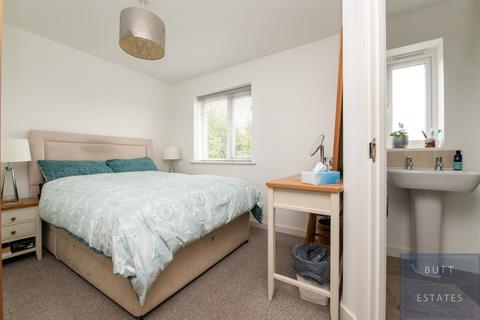 3 bedroom semi-detached house for sale, Cranbrook, Exeter EX5