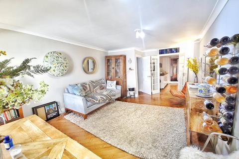 1 bedroom flat for sale, Octave House, London, EC3R