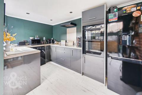 2 bedroom terraced house for sale, Yarmouth Road, Thorpe St. Andrew, Norwich