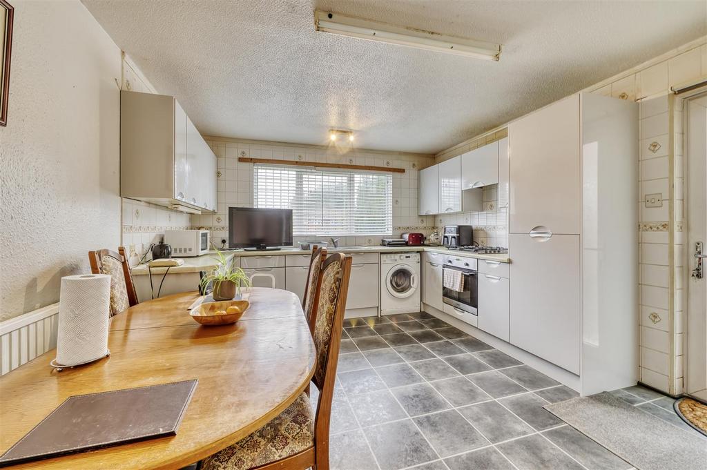 44 Russell Way Higham-7.jpg