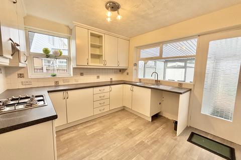 2 bedroom bungalow for sale, Rosemount Avenue, Preesall FY6