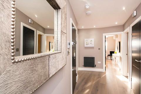 3 bedroom apartment to rent, Woodlands, London, NW11