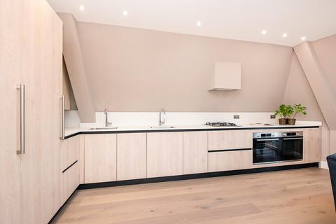 3 bedroom apartment to rent, Woodlands, London, NW11