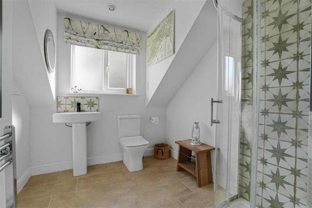 Shower room ensuite