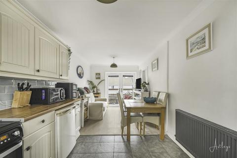3 bedroom detached house for sale, Fairwood Road, West Cross, Swansea