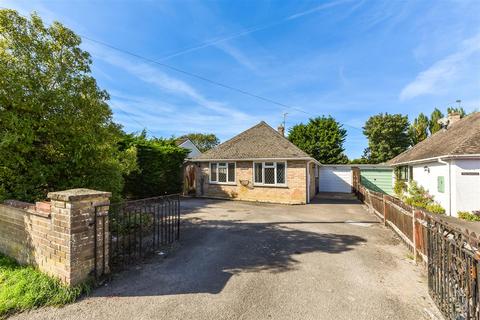 2 bedroom detached bungalow for sale, Park Road, Barnham