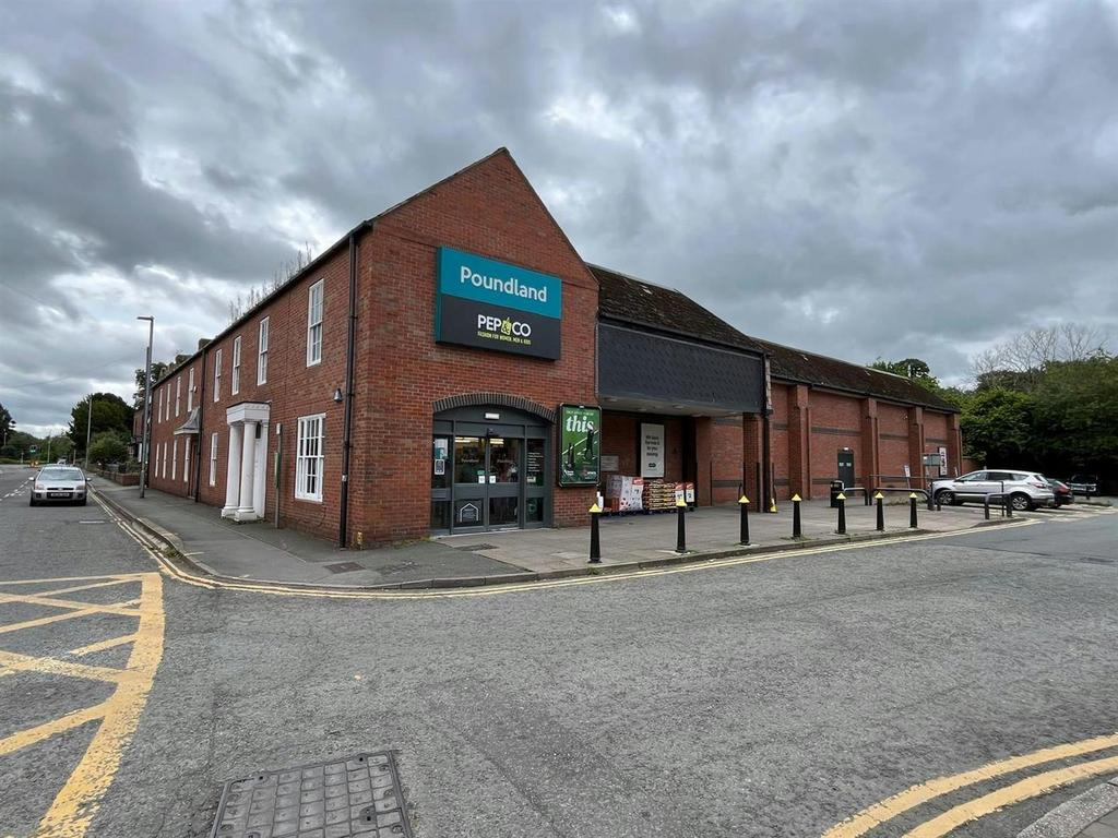 Front elevation poundland.JPG