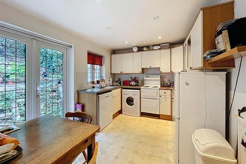 2 bedroom semi-detached house for sale, Broomy Bank, Kenilworth