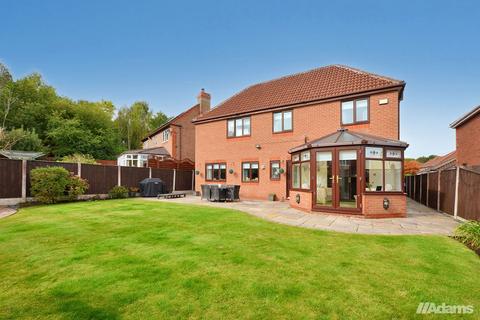 4 bedroom detached house for sale, Pinners Fold, Norton