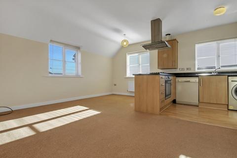 undefined, 2 bedroom Second Floor Flat in Chichester