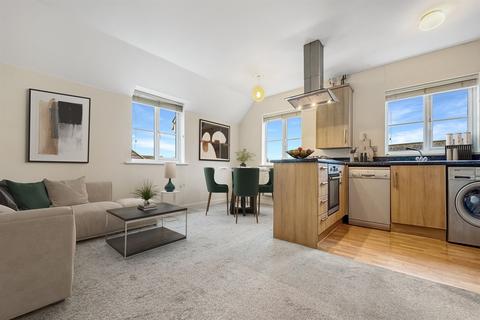 2 bedroom Second Floor Flat in Chichester