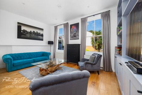 2 bedroom flat for sale, Mountgrove Road, LONDON N5