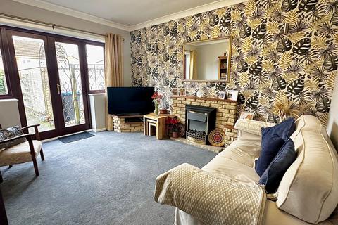 undefined, Willow Crescent, Northampton NN4