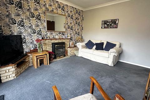 undefined, Willow Crescent, Northampton NN4