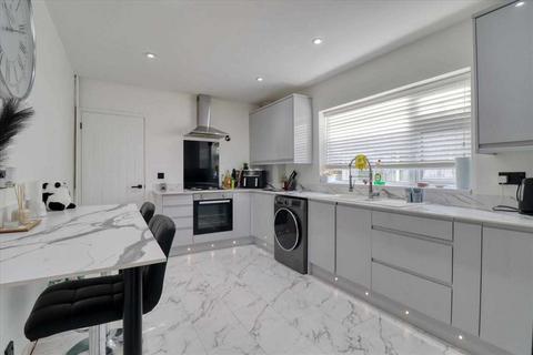4 bedroom detached house for sale, Jaywick, Jaywick CO15
