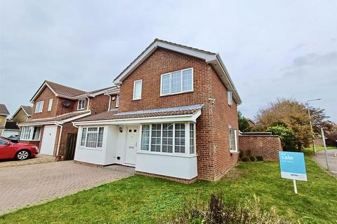5 bedroom detached house for sale, Chatsworth Avenue, Telscombe Cliffs, Peacehaven