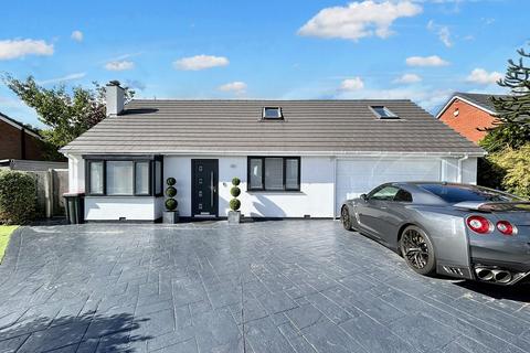 4 bedroom detached house for sale, Parsonage Road, Manchester M28