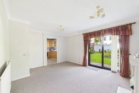 2 bedroom bungalow for sale, Church Road, Churchdown, Gloucester, Gloucestershire, GL3