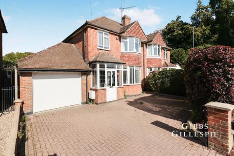 Moorfield Road, Denham, UB9