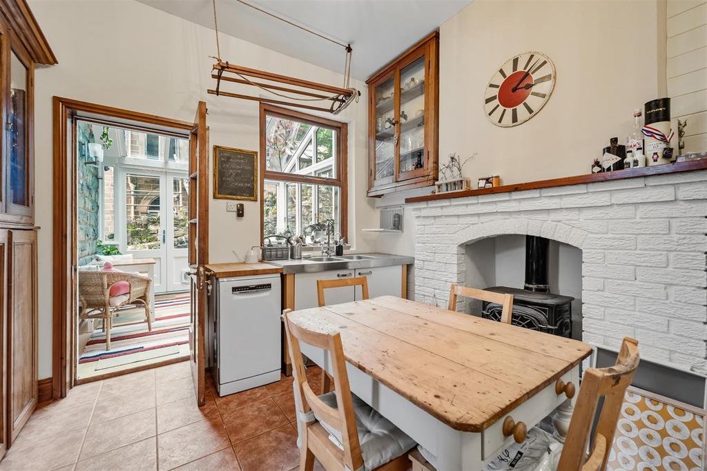 Dining Kitchen .jpg