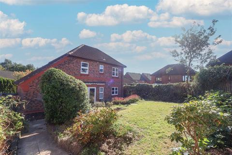 4 bedroom detached house for sale, Station Drive, Ripon