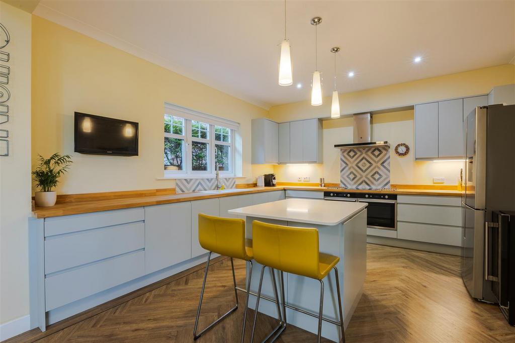 Kitchen diner