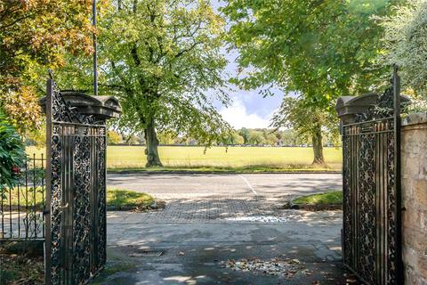 undefined, York Place, Harrogate, North Yorkshire, HG1