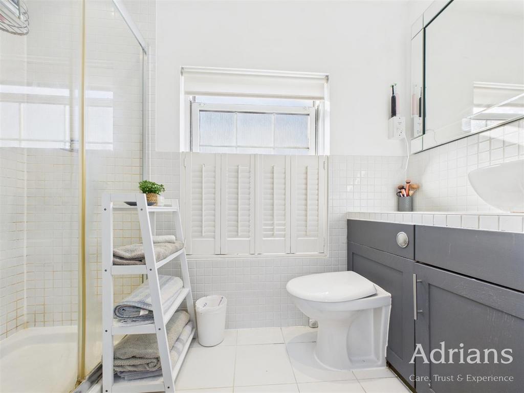 En suite shower room