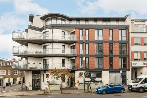 Arthur Road, London SW19