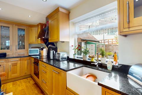 3 bedroom semi-detached bungalow for sale, Pavilion Way, Ruislip HA4