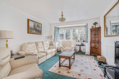 3 bedroom semi-detached house for sale, Woodlands Grove, Coulsdon, CR5 3AG