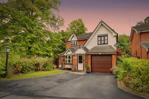 4 bedroom detached house for sale, Mill Bridge Close. Crewe Green