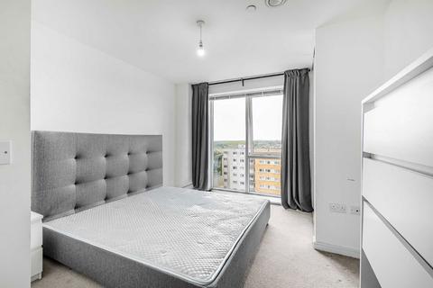 2 bedroom flat for sale, Brownlow Road, London W13