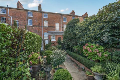 4 bedroom terraced house for sale, Castle Hill,  Reading,  Berkshire,  RG1