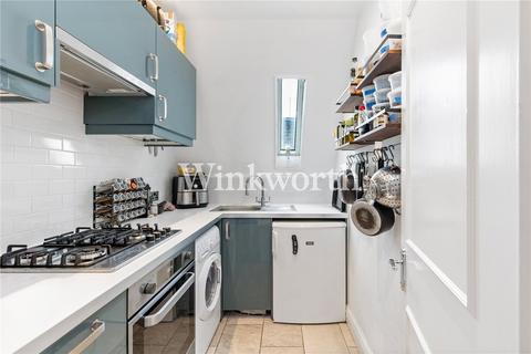 1 bedroom apartment for sale, Queens Drive, London, N4