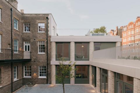 3 bedroom apartment to rent, Newcourt Street, London, NW8