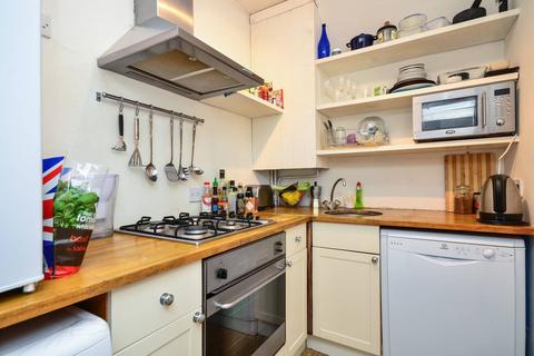 1 bedroom flat to rent, Macaulay Road, Clapham, London, SW4