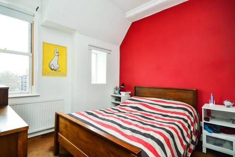 1 bedroom flat to rent, Macaulay Road, Clapham, London, SW4