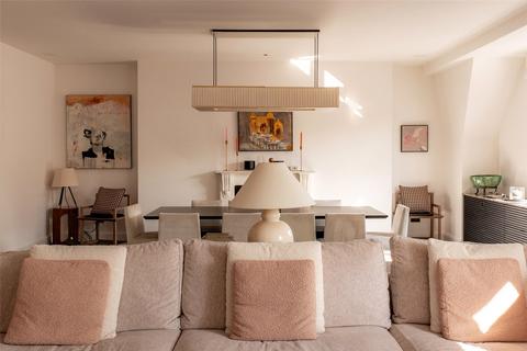 3 bedroom apartment to rent, Pont Street, Knightsbridge, SW1X