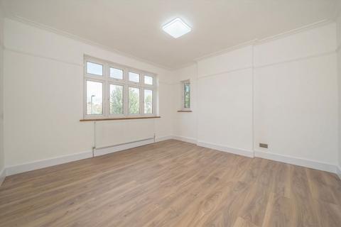 undefined, Southdown Avenue, London W7