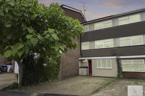 Standring Rise, Hemel Hempstead HP3