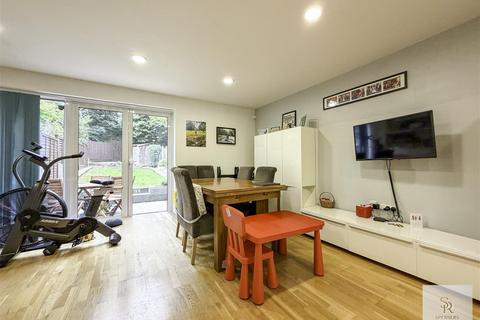 3 bedroom townhouse for sale, Standring Rise, Hemel Hempstead HP3